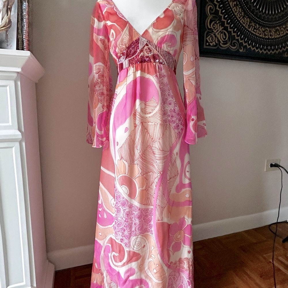 LOTUS London
Vibrant Pink Bell Sleeve Sundress